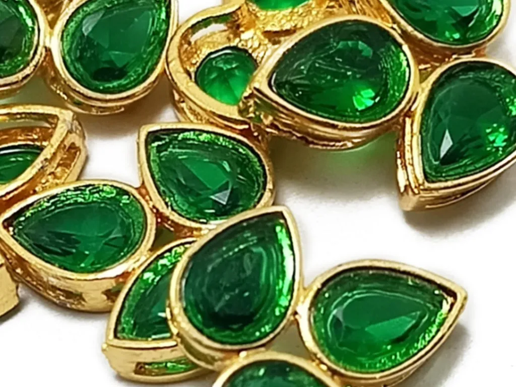 Green & Golden Lotus Shaped Kundan Stones