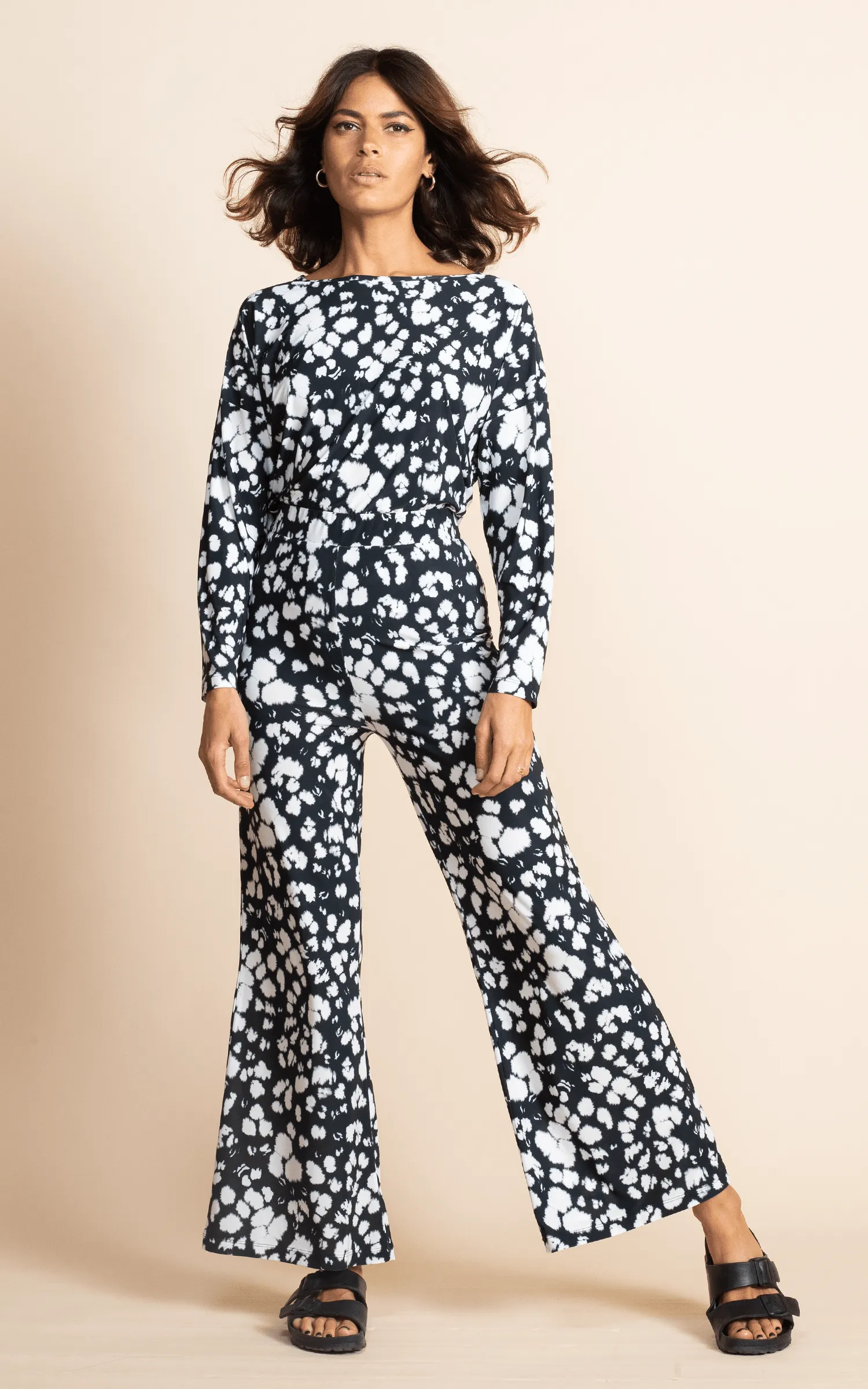 La Vita Bella Lounge Set in White Inky Leopard