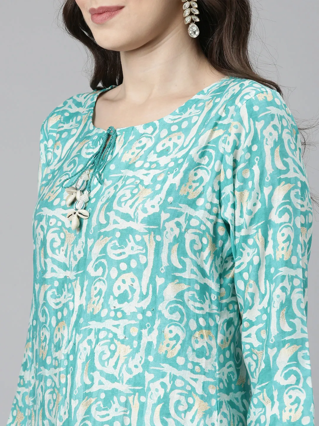 Neerus Sea Green Casual Textured Straight Kurta and Trousers With Dupatta