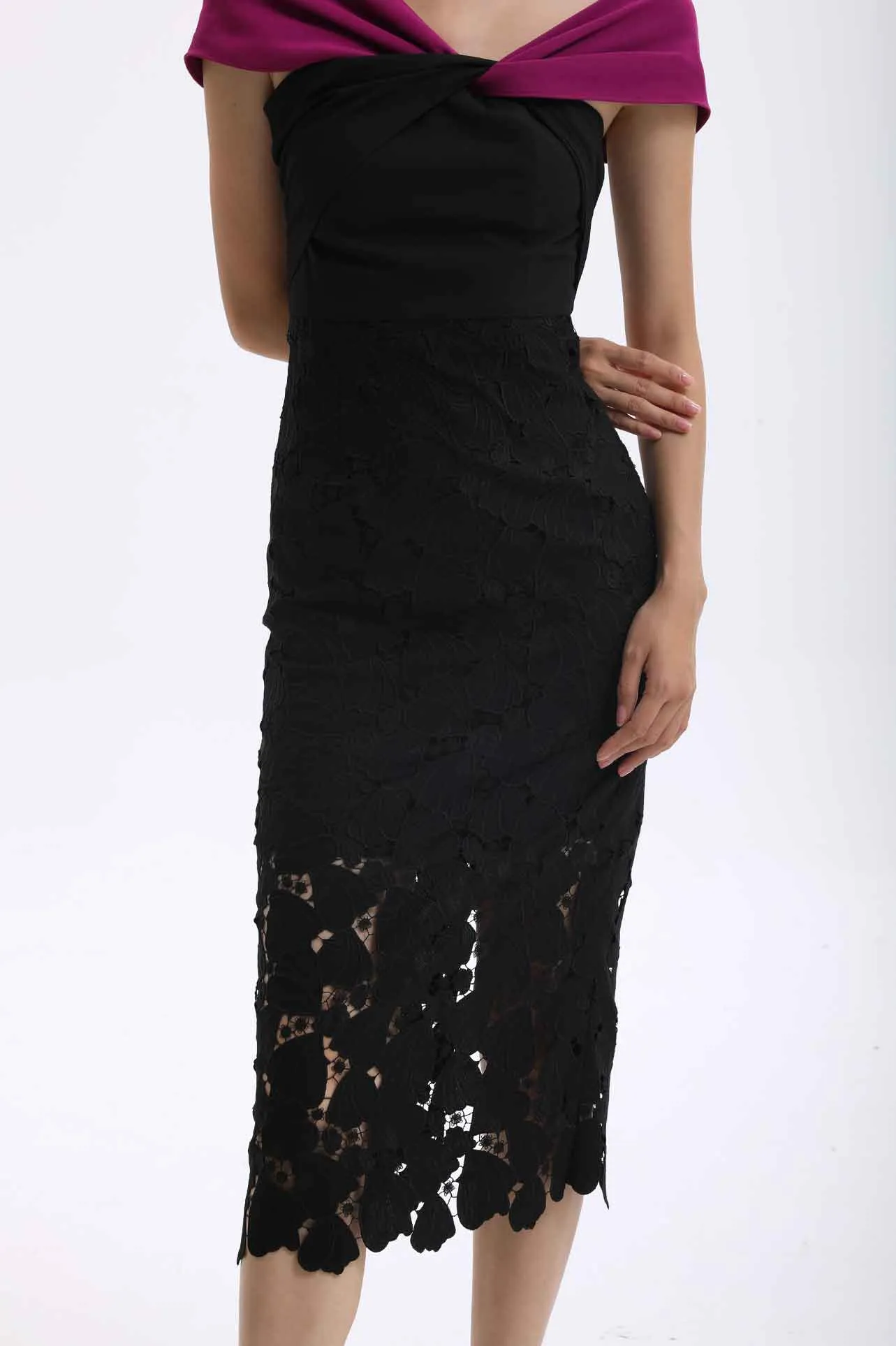 OFF SHOULDER BLACK LACE DRESS