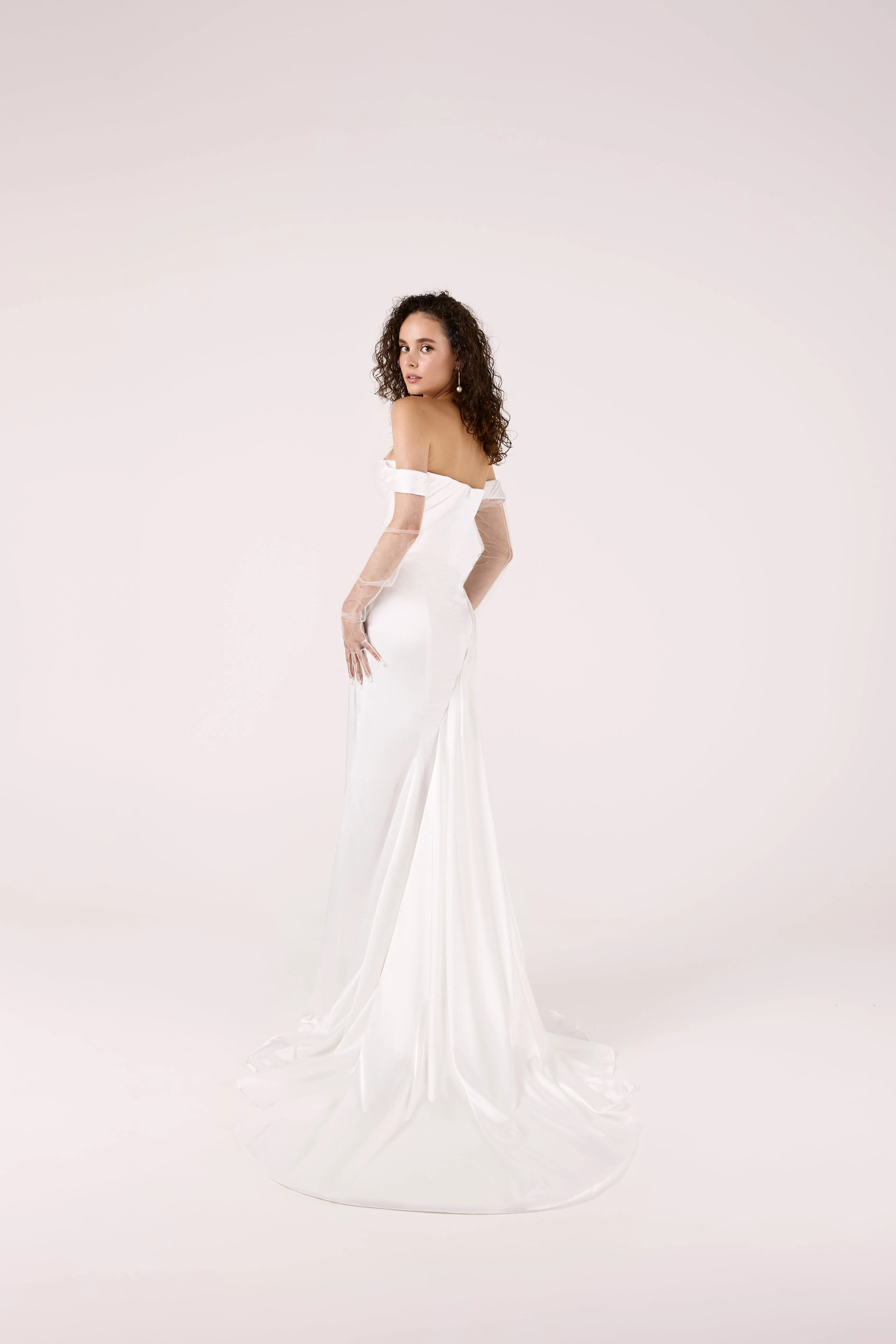 Refined Shiny Satin Trumpet Wedding Dress with Draped Corset