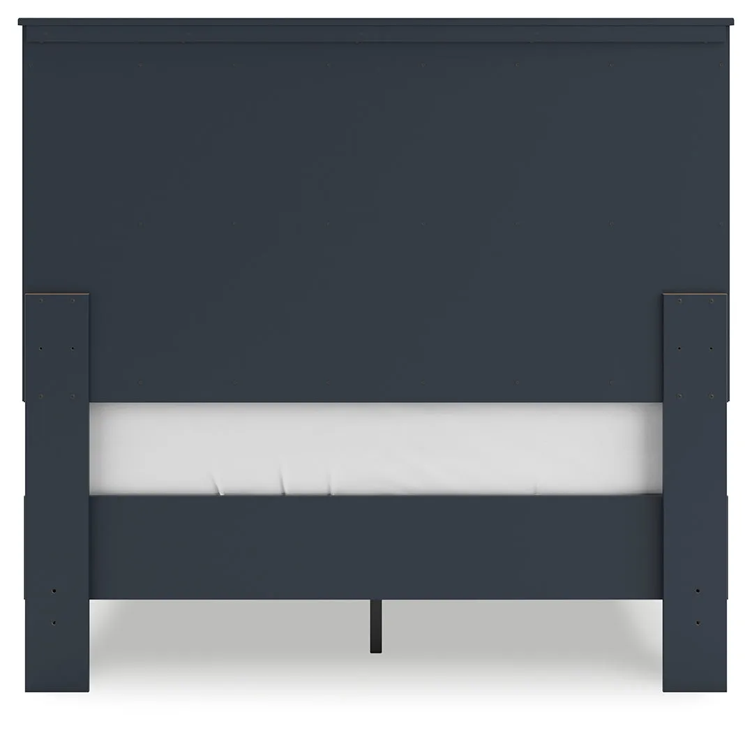 Simmenfort Full Panel Headboard with Dresser, Chest and 2 Nightstands in Navy Blue