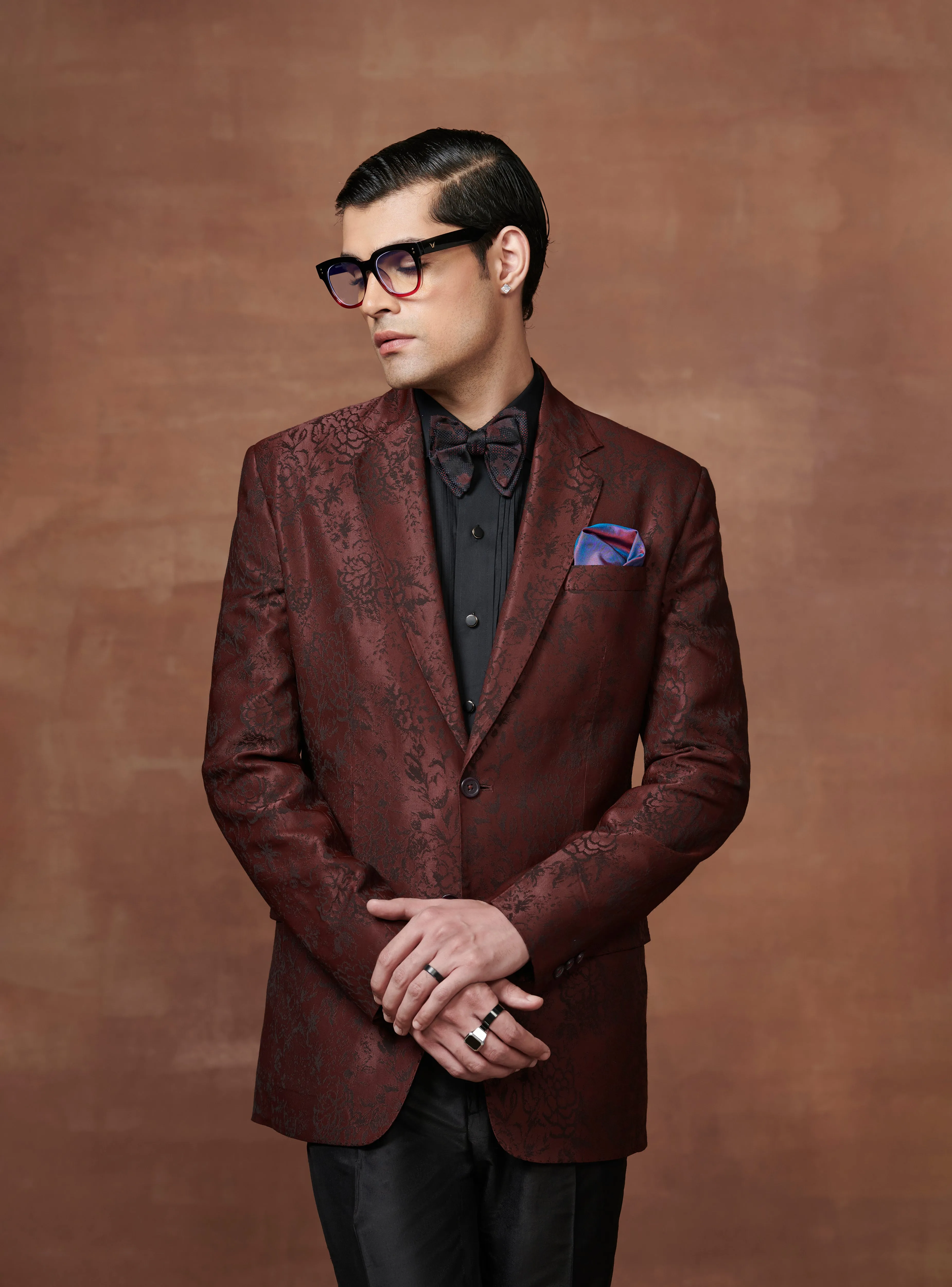 TIMELESS MAROON TEXTURED TUXEDO JACKET