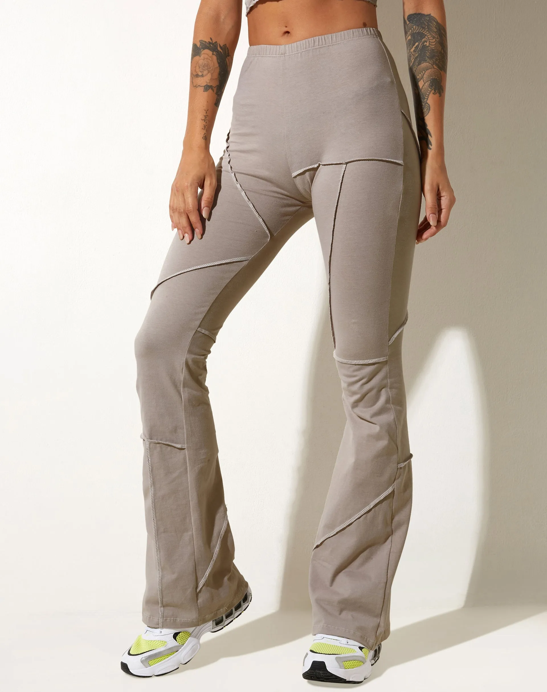 Walker Flared Trouser in Lycra Oat Milk